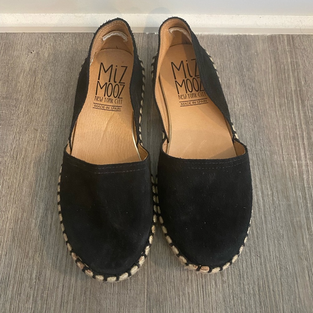 Carmena Flats from Miz Mooz
